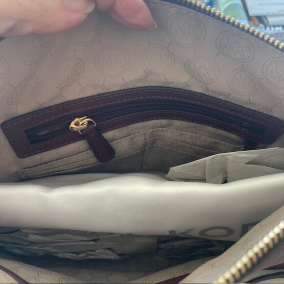 MICHAEL KORS JET SET CHAIN MESSENGER CROSSBODY LEATHER MERLOT/GOLD NWOT - Picture 10 of 16